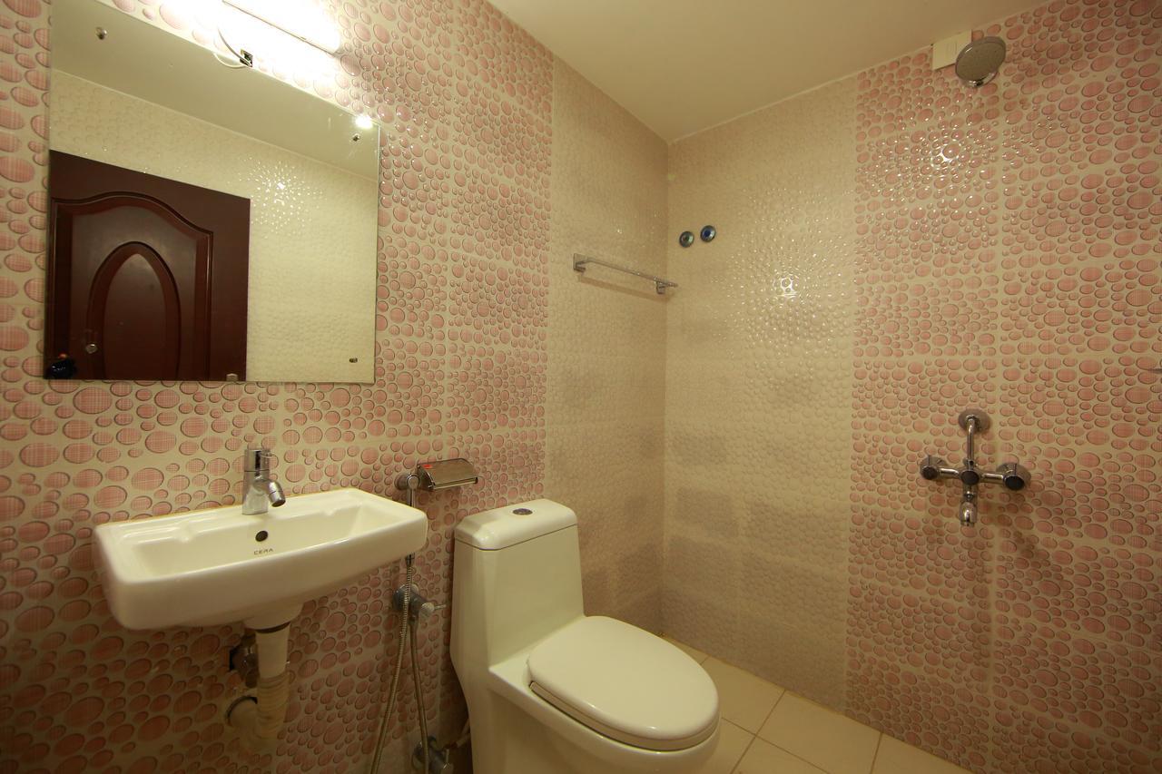 Sara Hotels And Apartments Nedumbassery Exterior photo